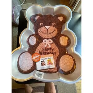 Wilton Huggable Bear Cake Pan 2105-4943 with inser